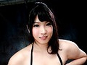 爆乳痴女におっぱいで弄られて手コキ強制発射　サンプル画像10